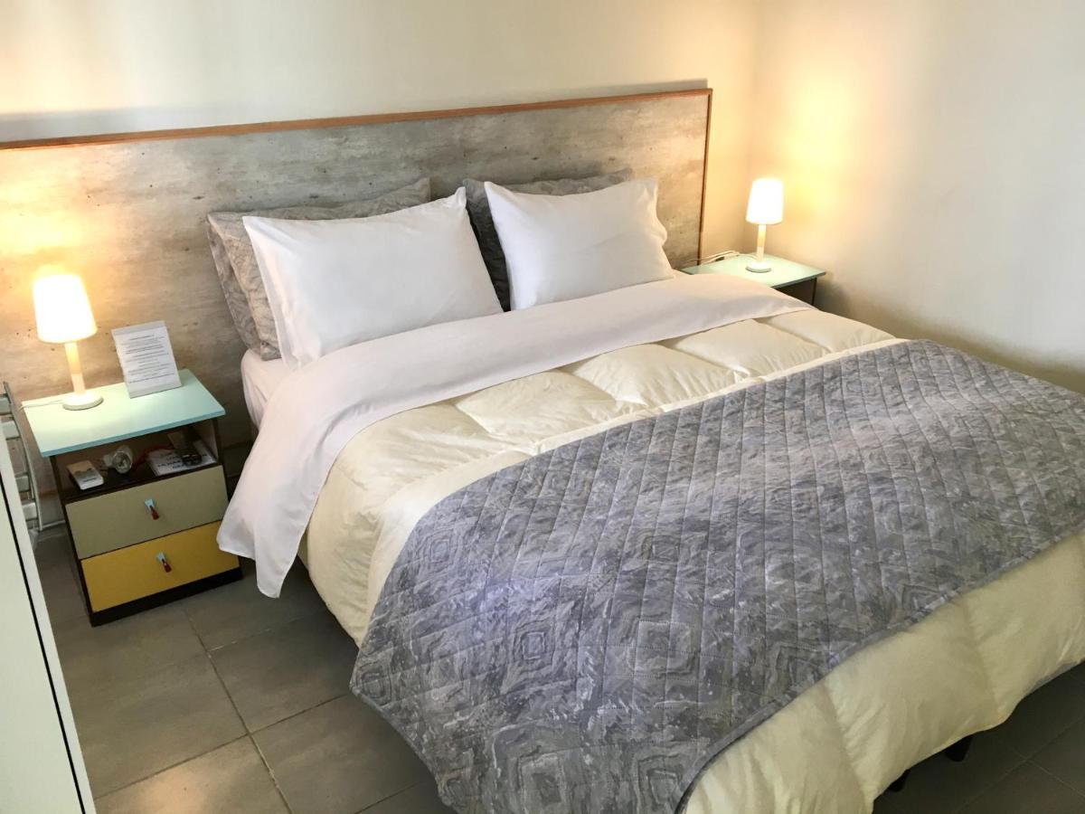 Rios Que Nos Unen Hostel Colonia del Sacramento Ngoại thất bức ảnh