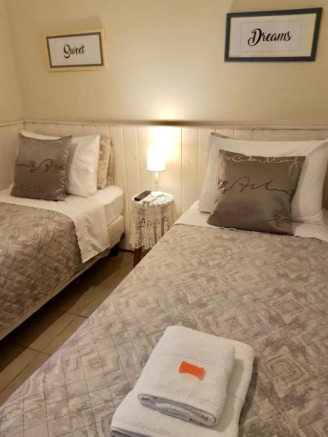 Rios Que Nos Unen Hostel Colonia del Sacramento Ngoại thất bức ảnh