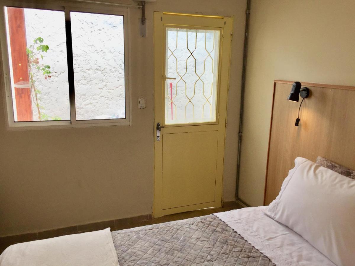 Rios Que Nos Unen Hostel Colonia del Sacramento Ngoại thất bức ảnh
